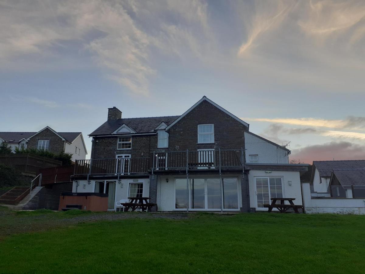 Bryncarnedd Farmhouse アベリストウィス エクステリア 写真
